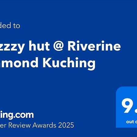 Cozzzy Hut @ Riverine Diamond Kuching Exterior foto