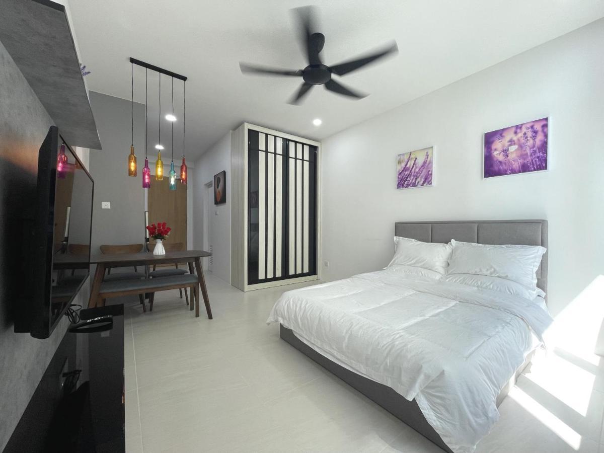 Cozzzy Hut @ Riverine Diamond Kuching Exterior foto