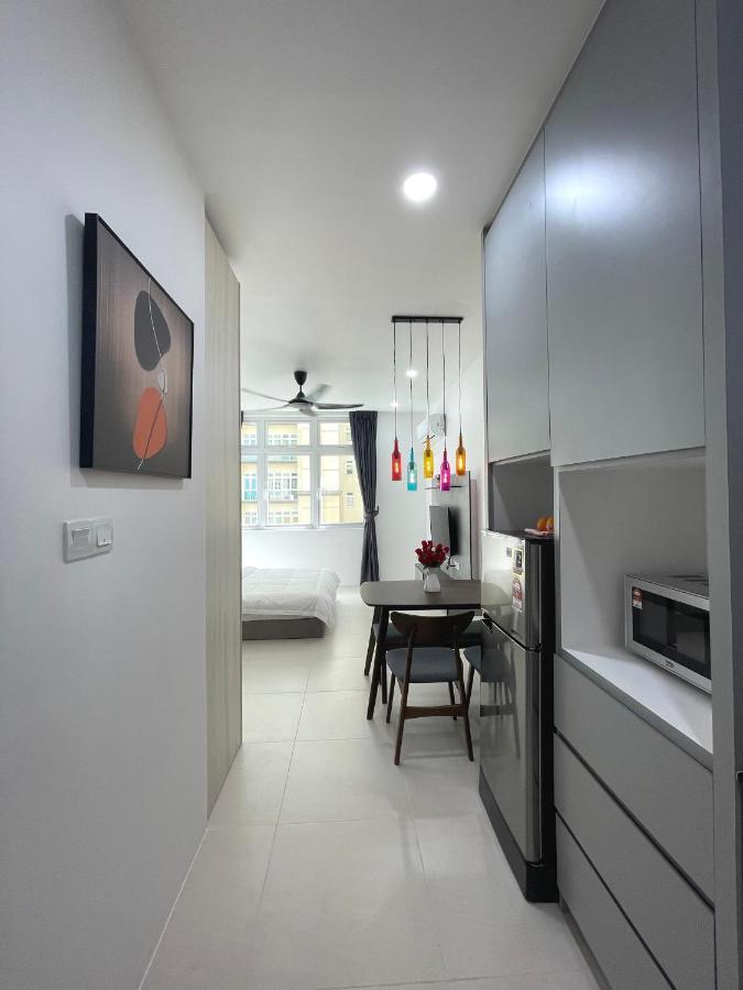 Cozzzy Hut @ Riverine Diamond Kuching Exterior foto